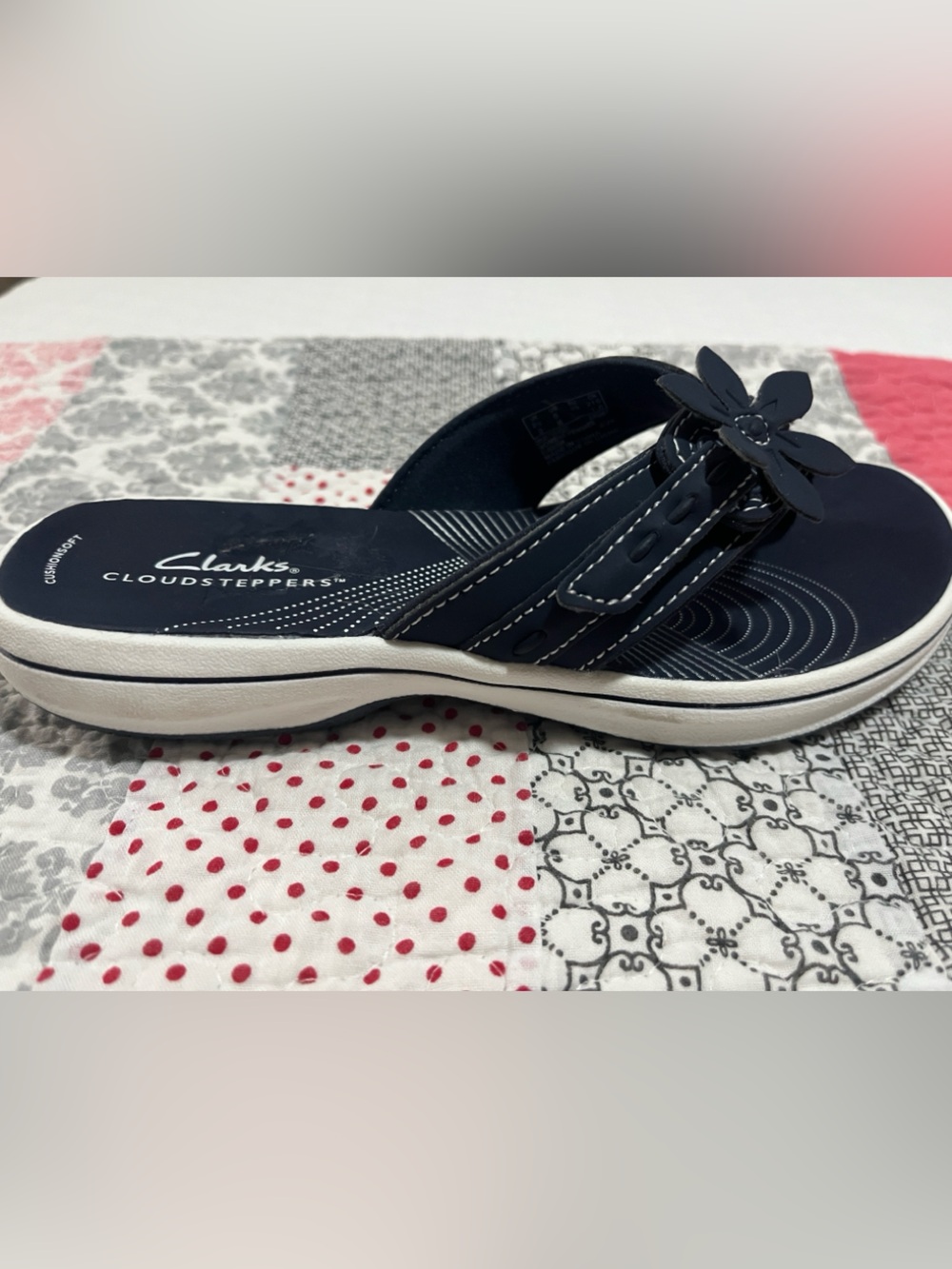Clarks NWOT Navy Floral Cloudsteppers Comfort Sandals Womens Size 5 - Picture 4 of 4
